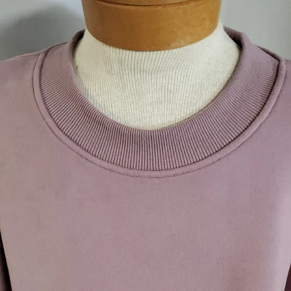 Women's Comft Crop Mauve Crewneck Sweatshirt - Picture 2 of 4